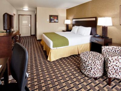 Express And - Pottstown By Ihg 2*